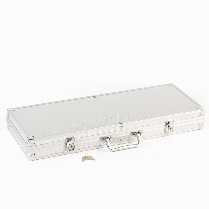 Покер в металлическом кейсе (2 колоды, фишки 500 шт. б/номинала, 5 кубиков), 20.5×56 см